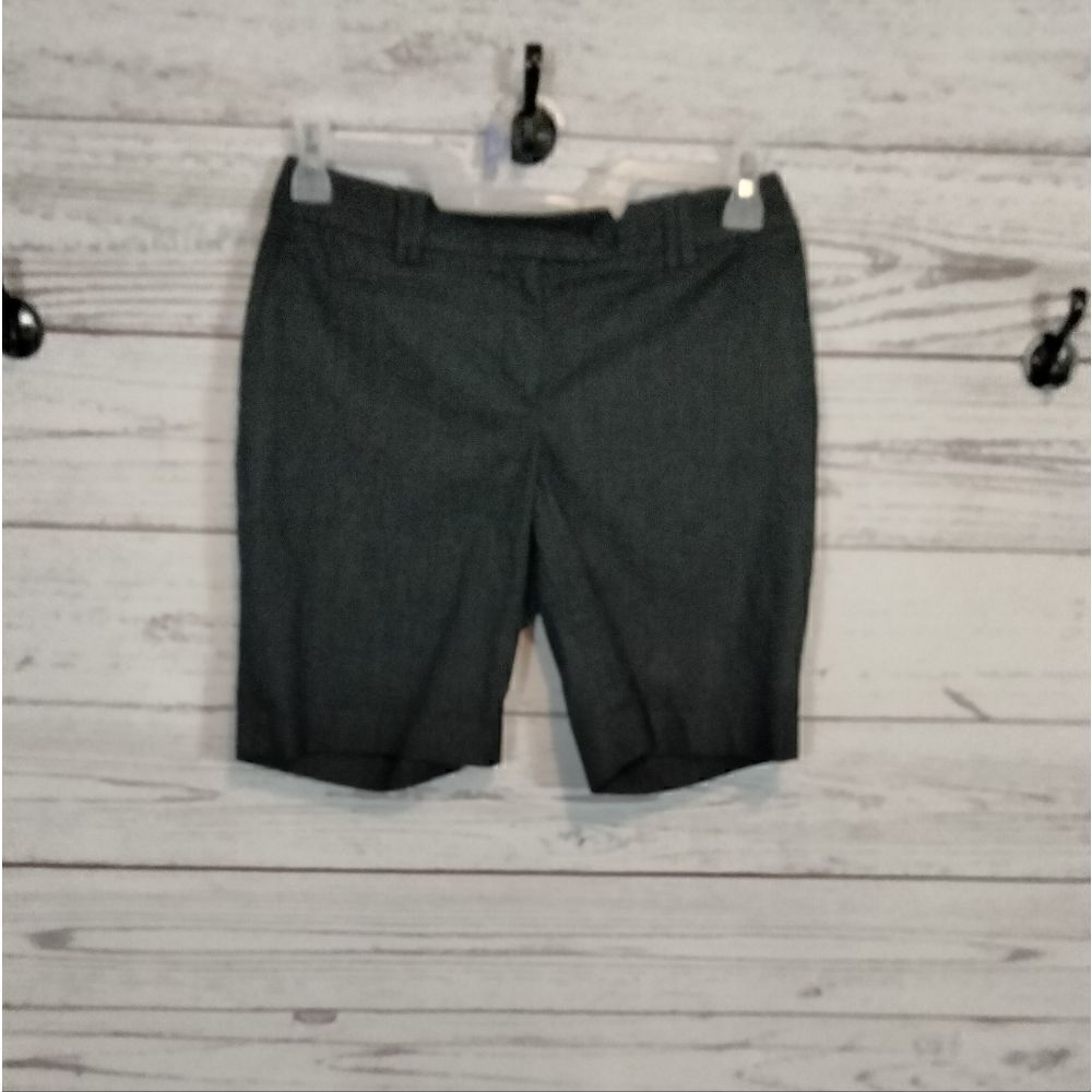 "Loft" woman's shorts 